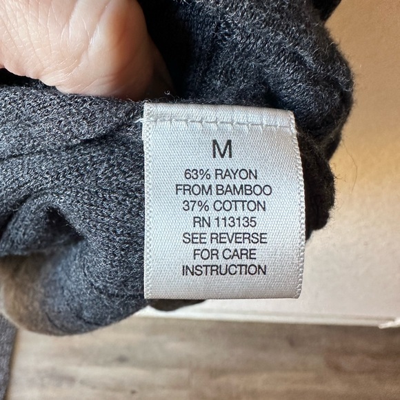 Leo & Nicole Sweater Dress Size M - Picture 3 of 3